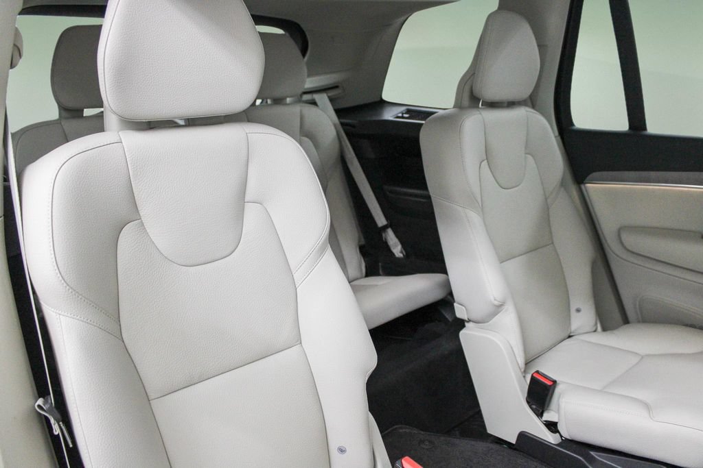 Certified 2024 Volvo XC90 B6 Plus w/ Protection Package Premier AWD/4WD image 28