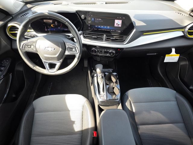 Used 2025 Chevrolet Trax LT w/ Driver Confidence Package FWD image 27
