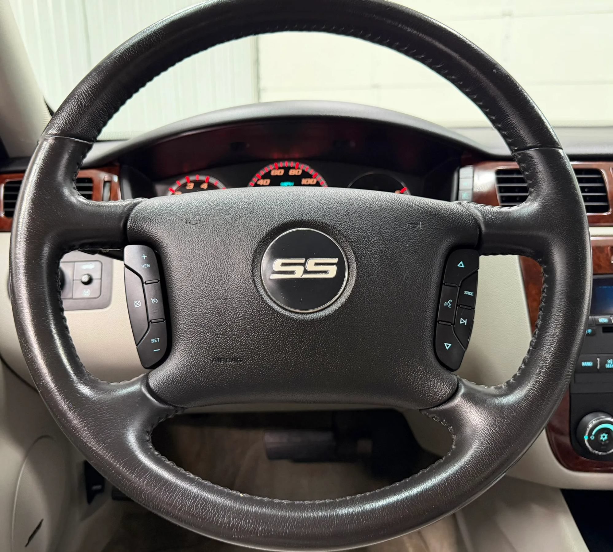 Used 2007 Chevrolet Impala SS w/ Convenience Package FWD image 19