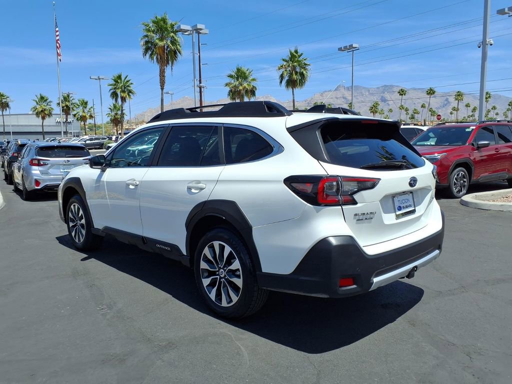 Used 2024 Subaru Outback Limited AWD/4WD image 12