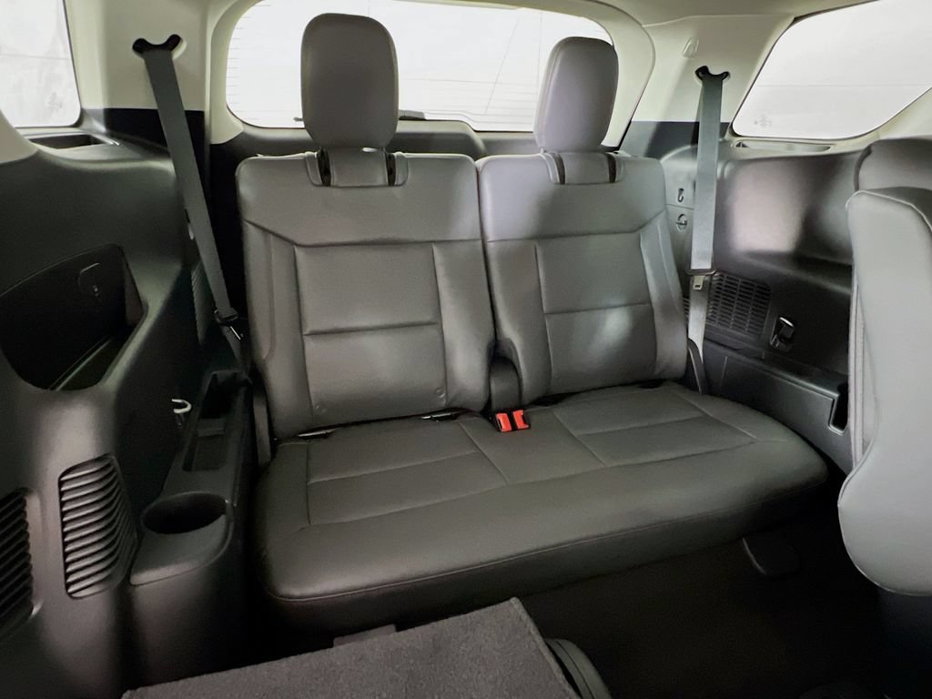 New 2026 Ford Explorer Active w/ Active Comfort Package AWD/4WD image 16