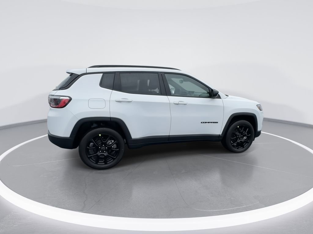New 2026 Jeep Compass Latitude image 8