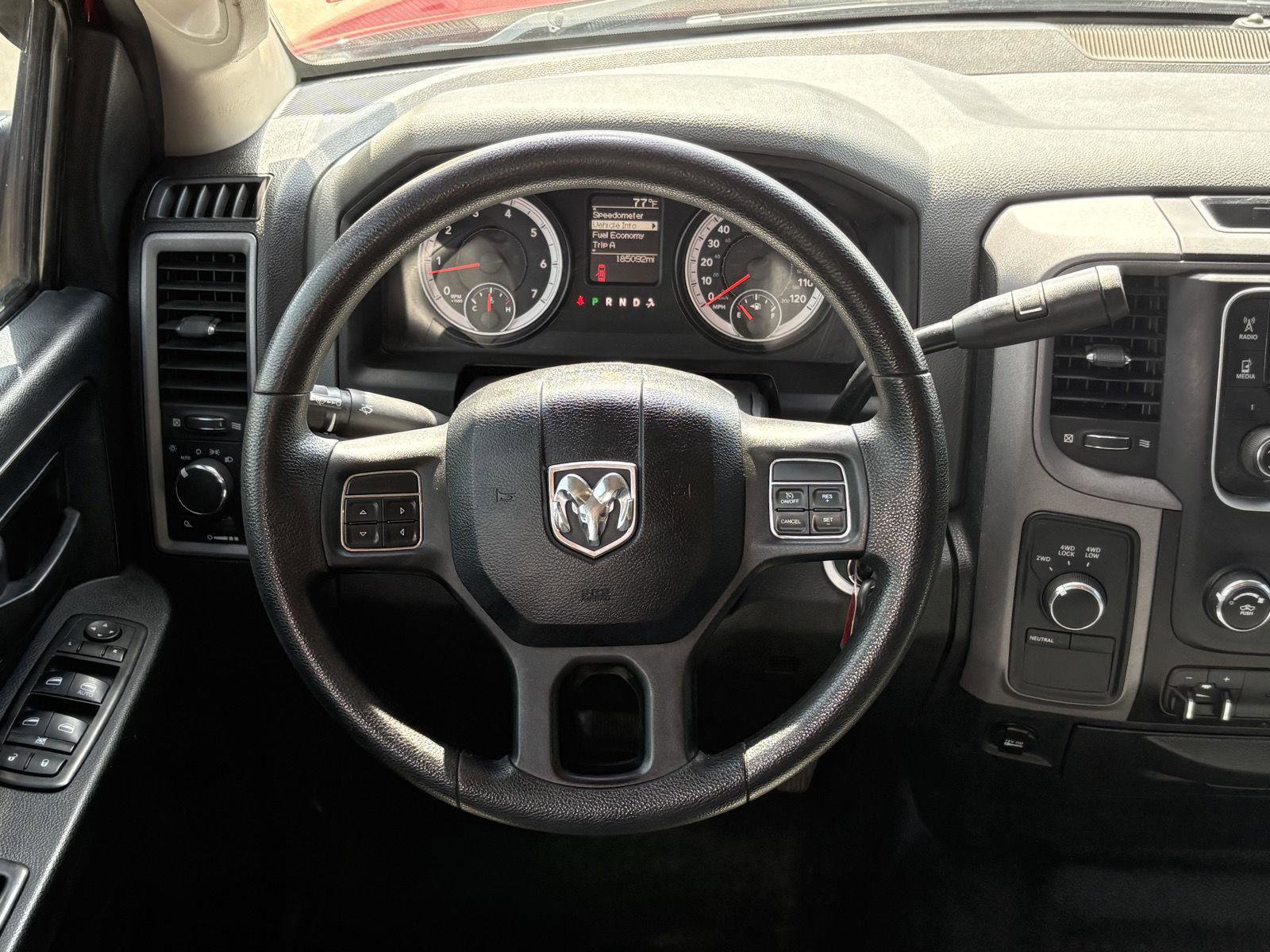 Used 2014 RAM 2500 Tradesman w/ Chrome Appearance Group AWD/4WD image 6