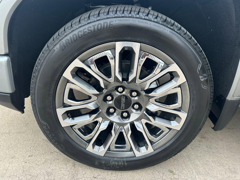 New 2026 GMC Sierra 1500 Denali Ultimate image 13