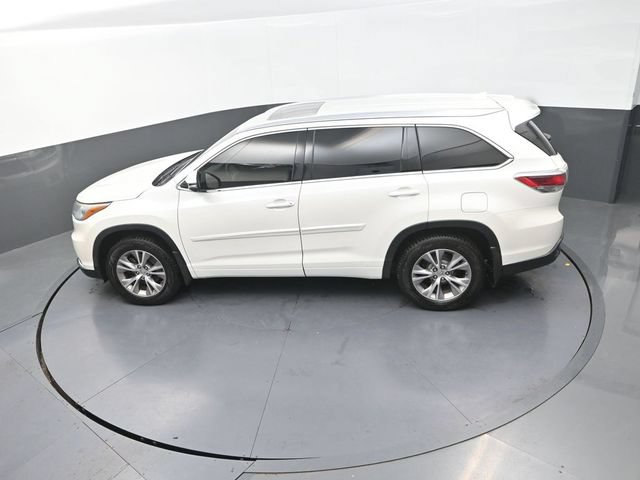 Used 2015 Toyota Highlander XLE AWD/4WD image 27