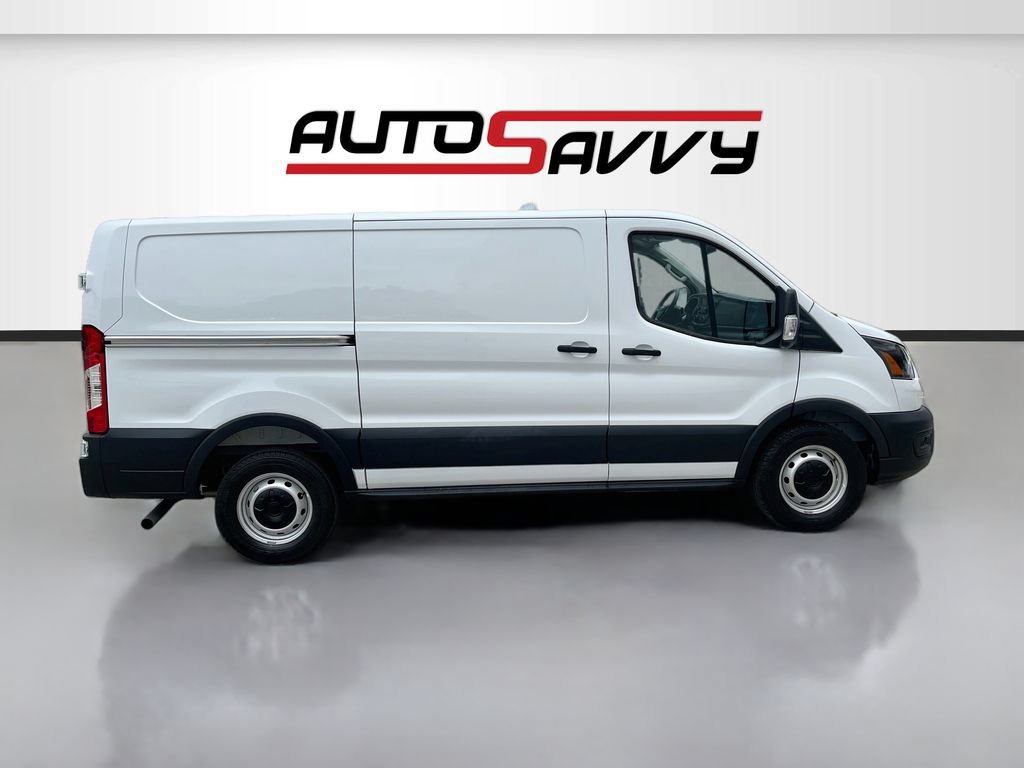 Used 2025 Ford Transit 150 Low Roof RWD image 8