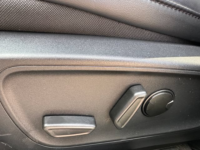 Used 2026 Ford Escape ST-Line AWD/4WD image 18