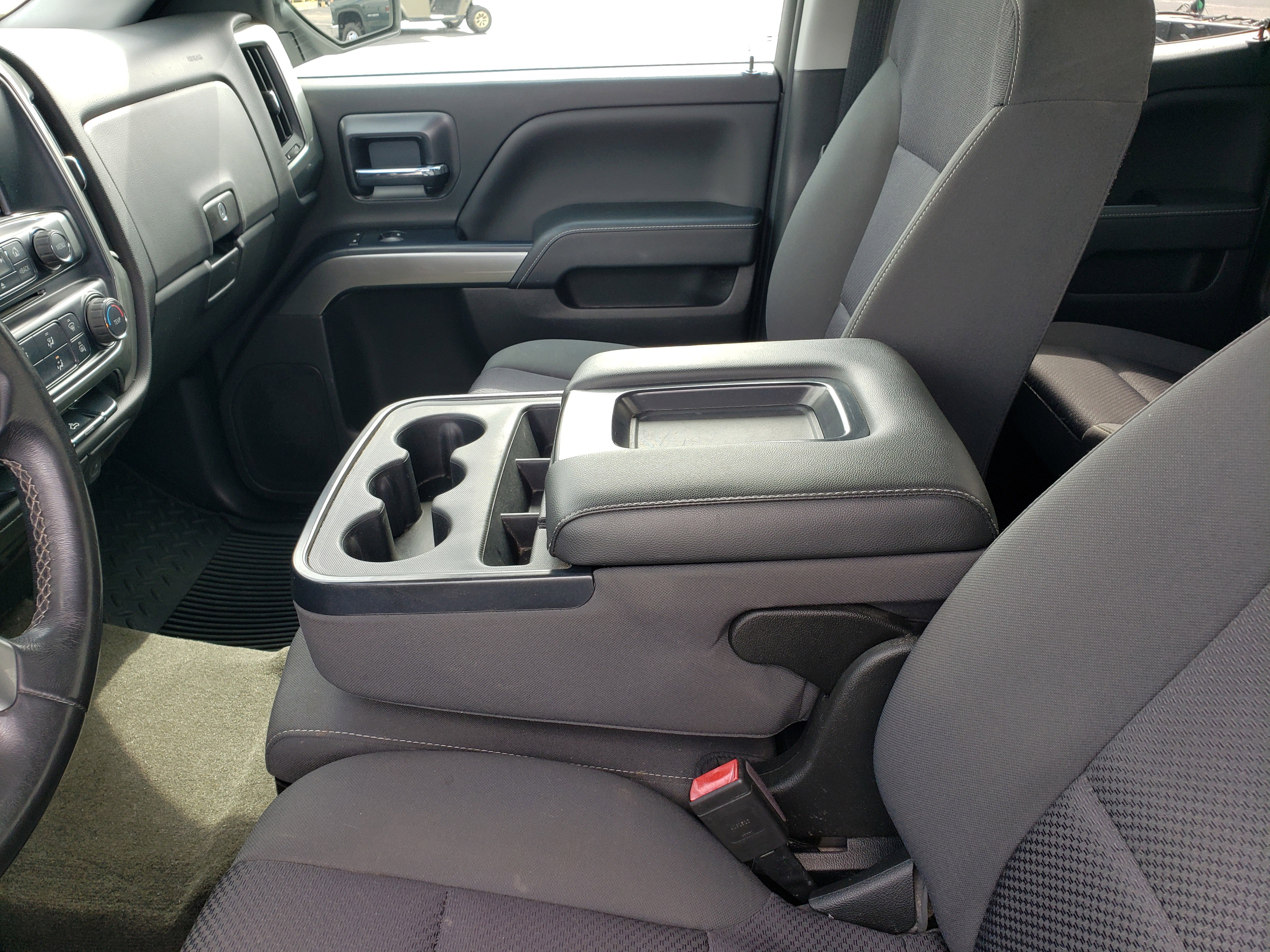 Used 2018 Chevrolet Silverado 1500 LT image 10