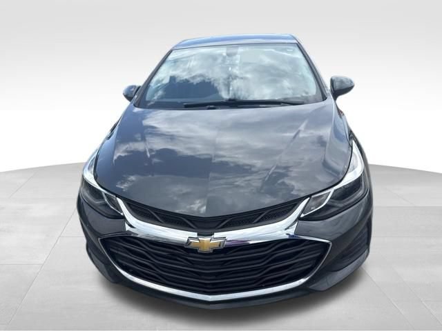 Used 2019 Chevrolet Cruze LT w/ LT True North Edition FWD image 2