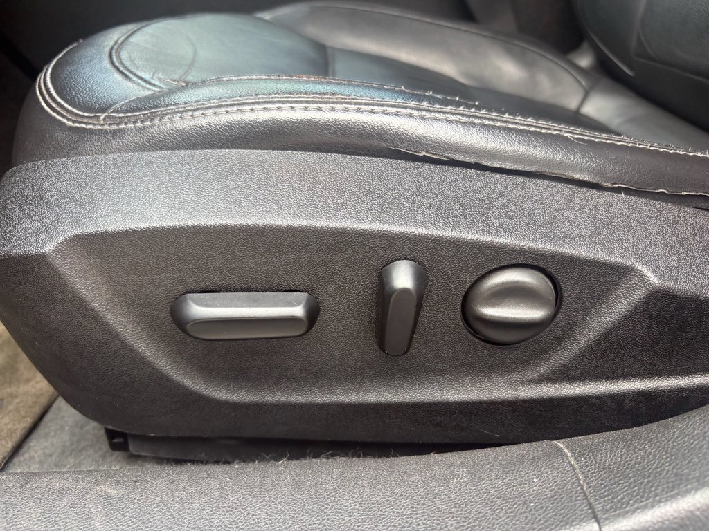 Used 2015 Chevrolet Malibu LTZ image 22