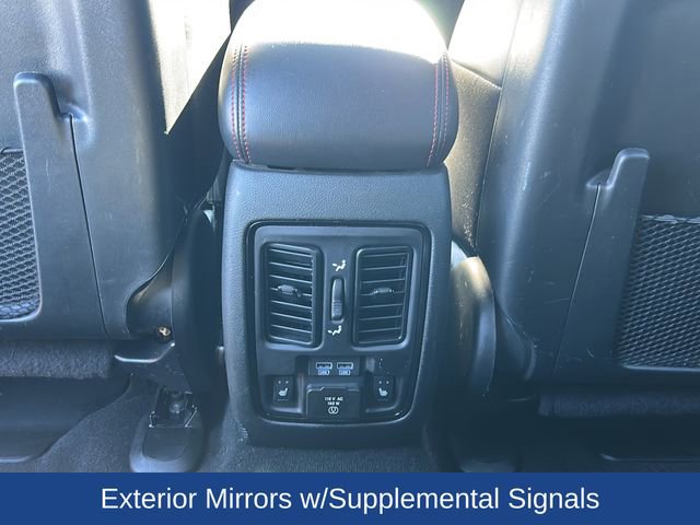 Used 2024 Dodge Durango GT RWD image 31