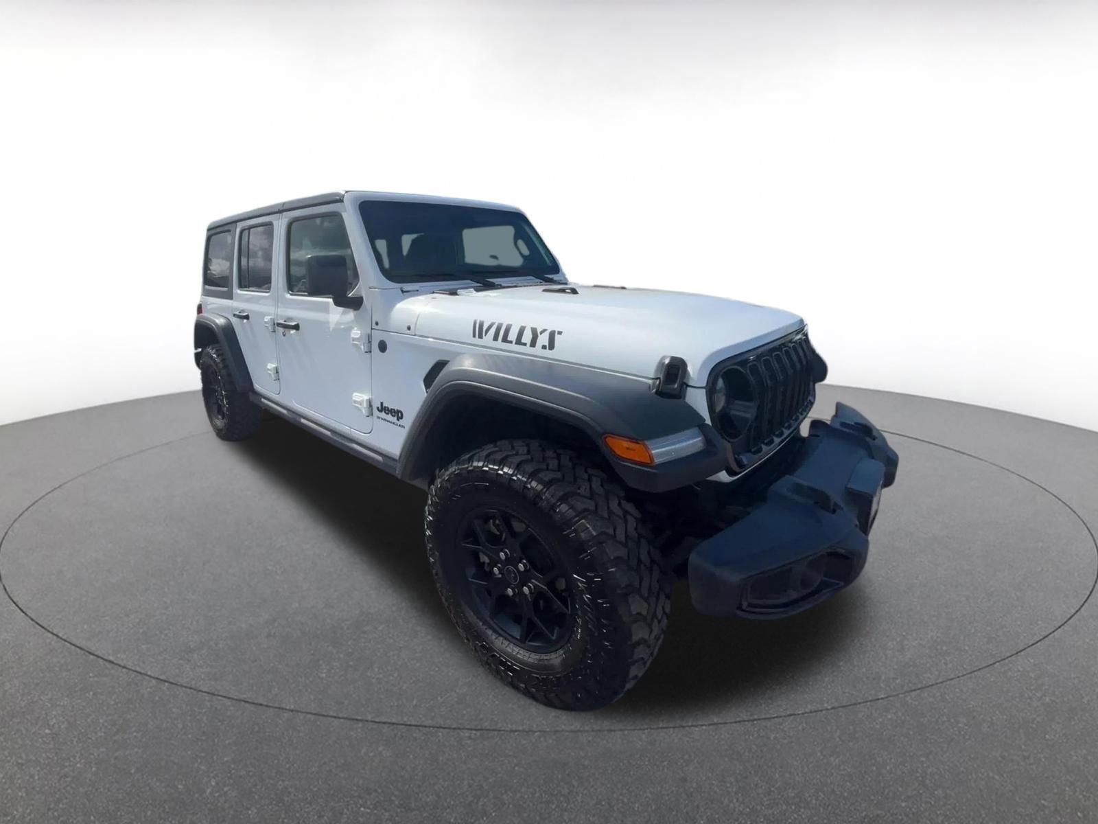 Used 2025 Jeep Wrangler Unlimited Sport AWD/4WD image 3