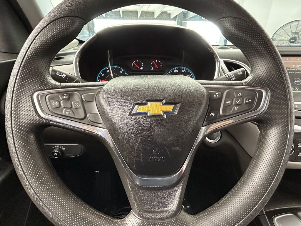 Used 2019 Chevrolet Equinox LS w/ LPO, Floor Liner Package FWD image 26