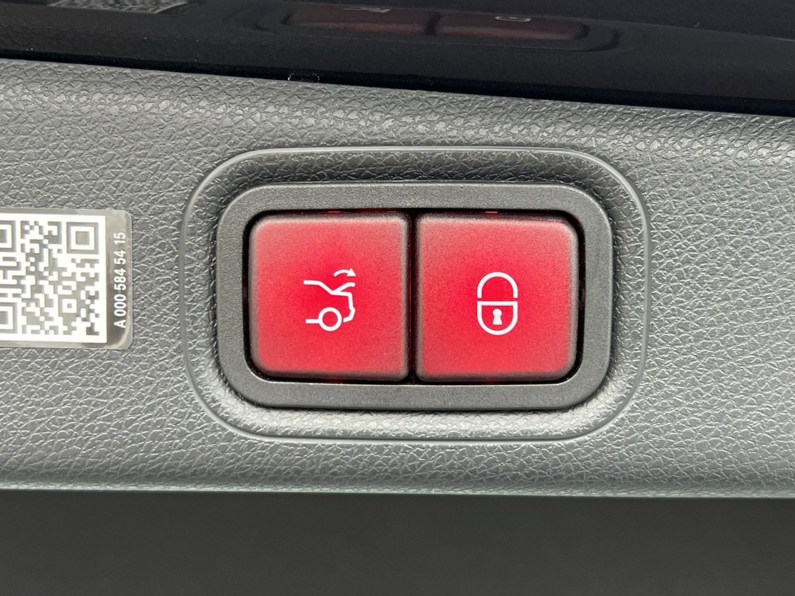 Certified 2023 Mercedes-Benz E 350 4MATIC Sedan image 25