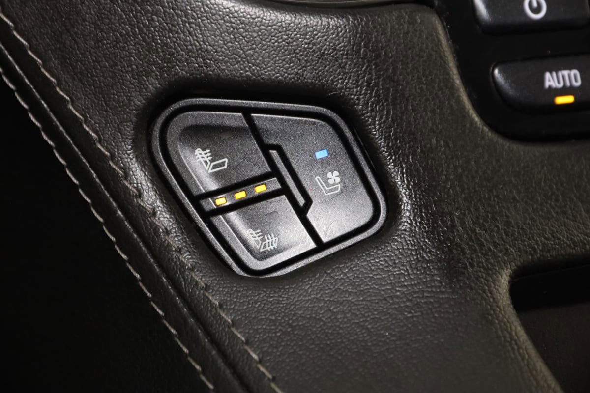 Used 2019 GMC Yukon SLT AWD/4WD image 8
