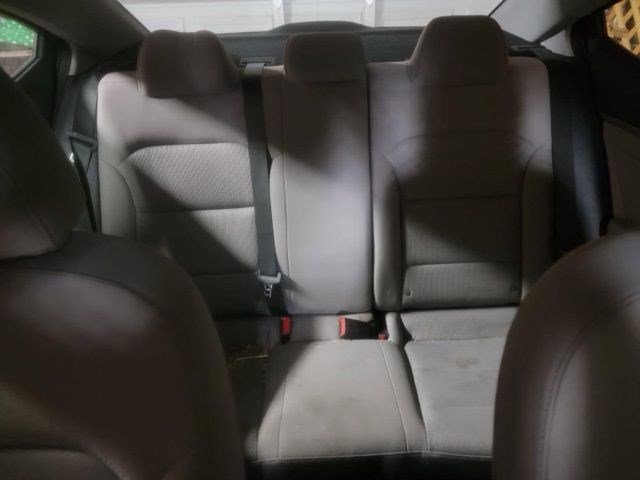 Used 2017 Hyundai Elantra SE image 8