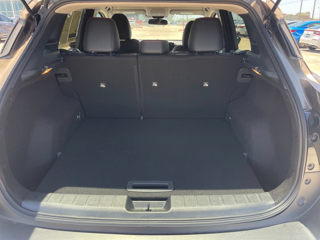 Certified 2025 Nissan Kicks SR FWD image 23