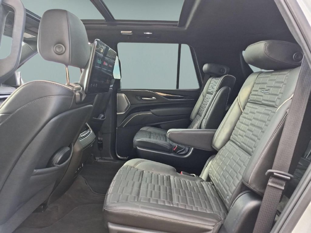 Certified 2023 Cadillac Escalade V AWD/4WD image 24