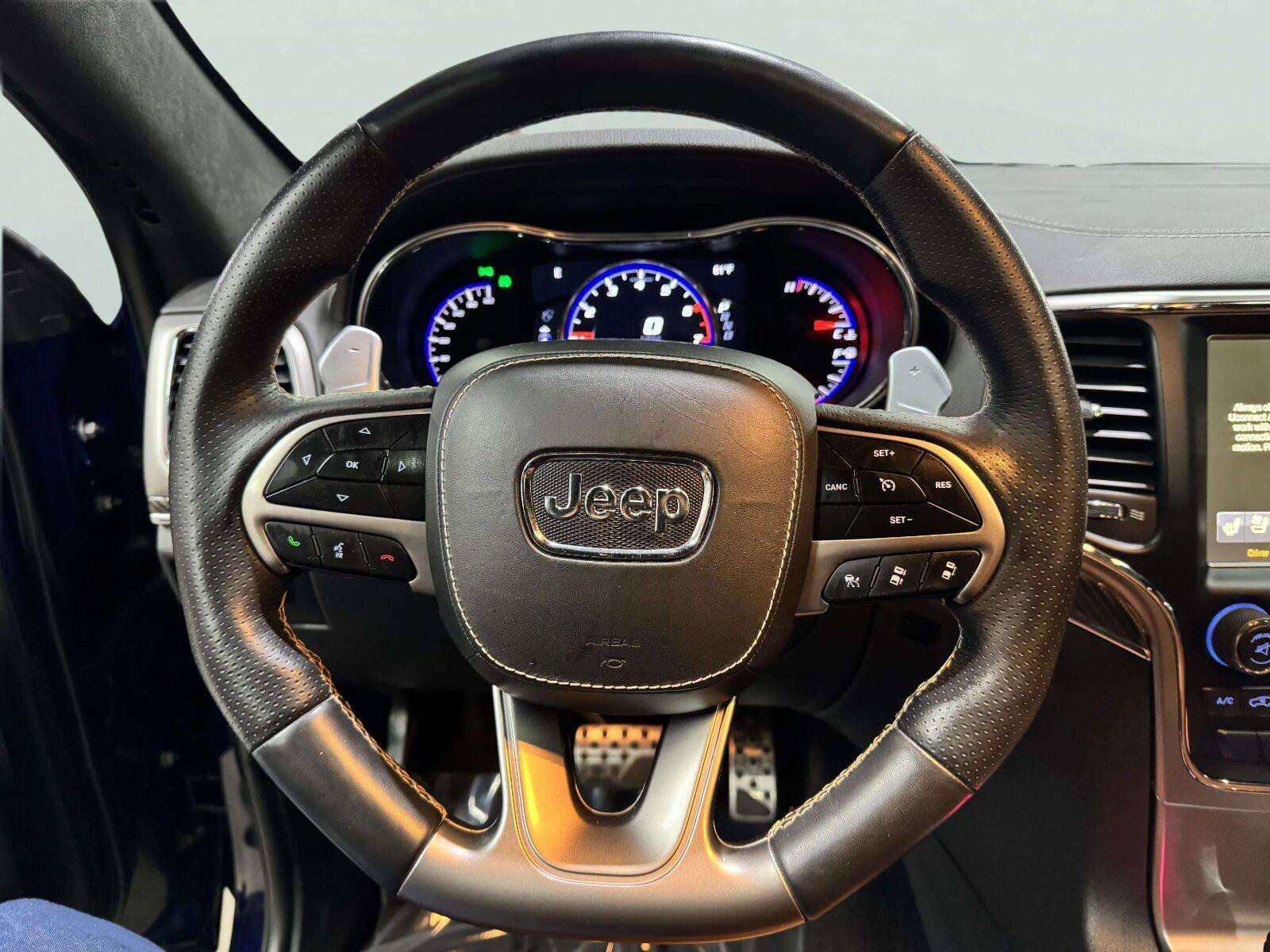 Used 2017 Jeep Grand Cherokee SRT AWD/4WD image 18
