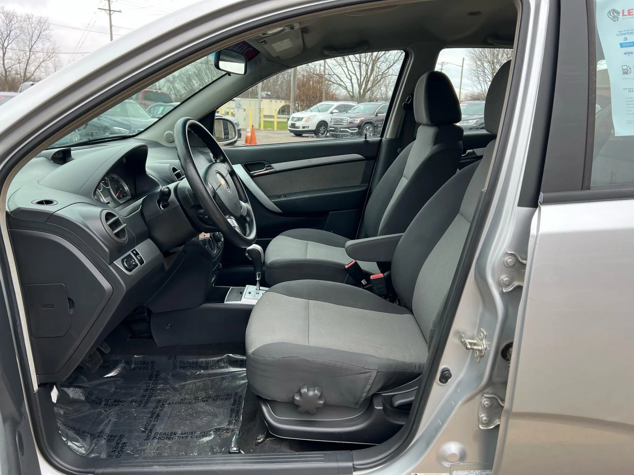 Used 2011 Chevrolet Aveo5 LT w/ Power and Convenience Package image 15