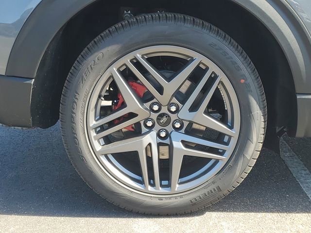 New 2026 Ford Explorer ST-Line w/ ST-Line Street Pack image 6
