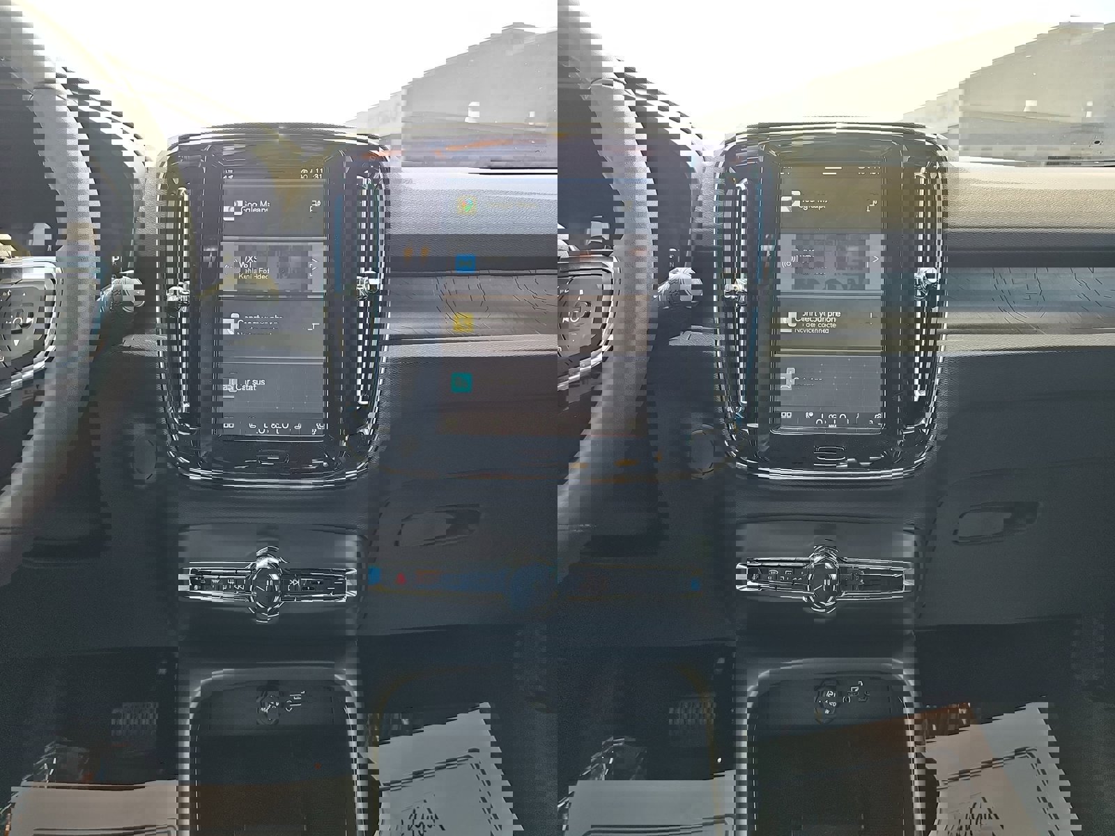 Used 2023 Volvo C40 P8 Recharge Ultimate AWD/4WD image 21