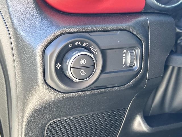 Used 2023 Jeep Gladiator Rubicon w/ Cold Weather Group AWD/4WD image 30