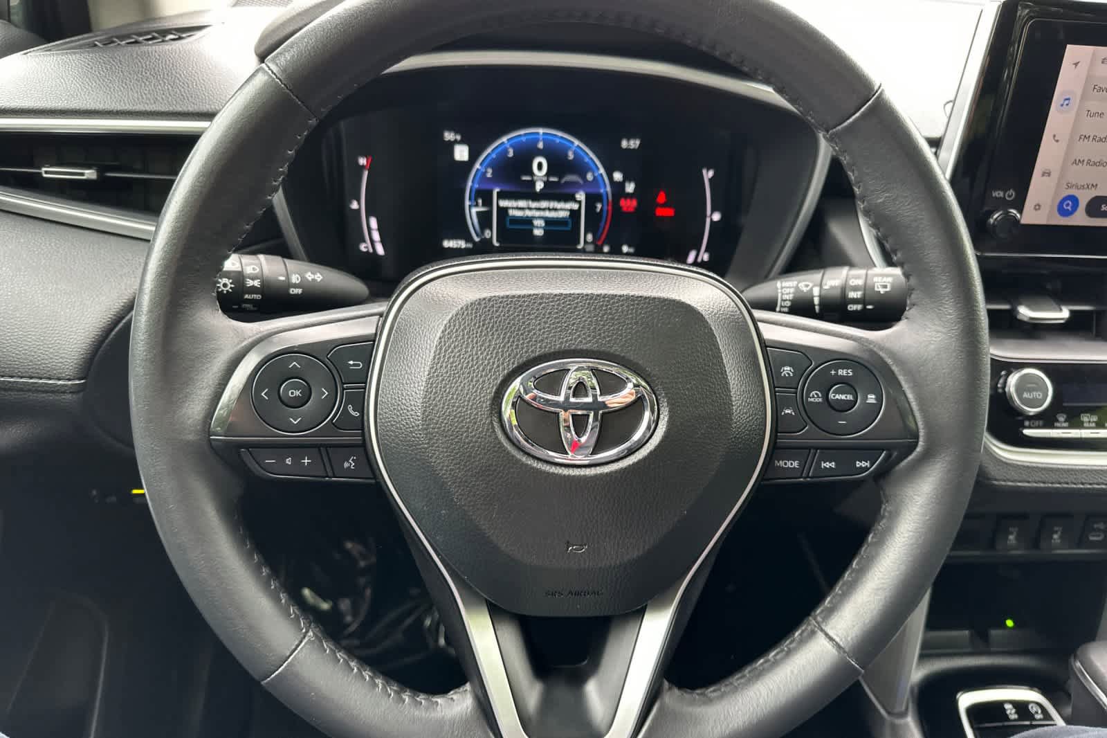 Used 2024 Toyota Corolla Cross XLE w/ Convenience Package AWD/4WD image 23