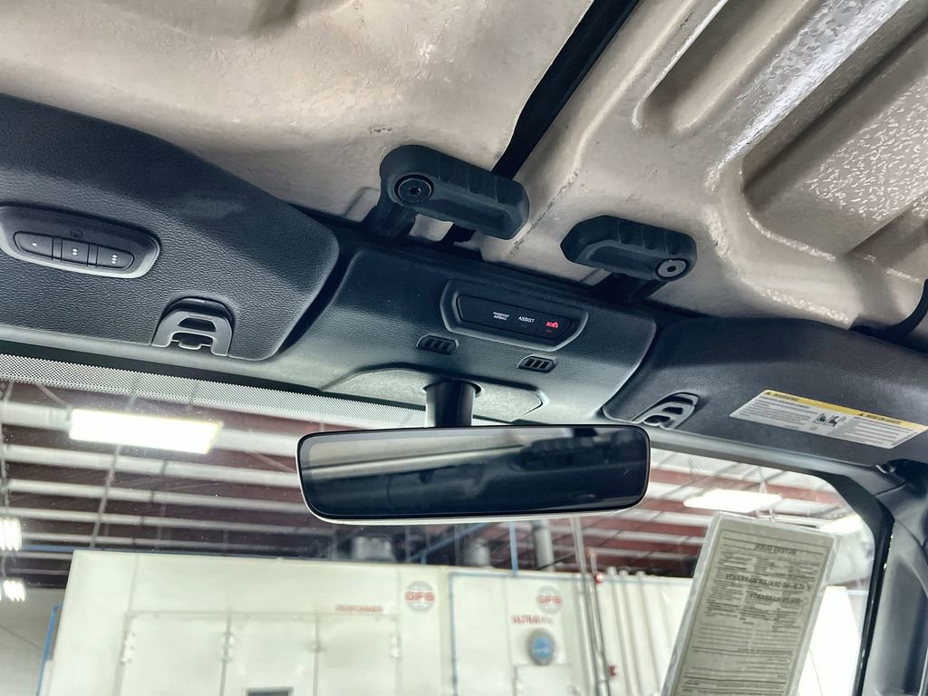 Used 2022 Jeep Gladiator Overland image 32