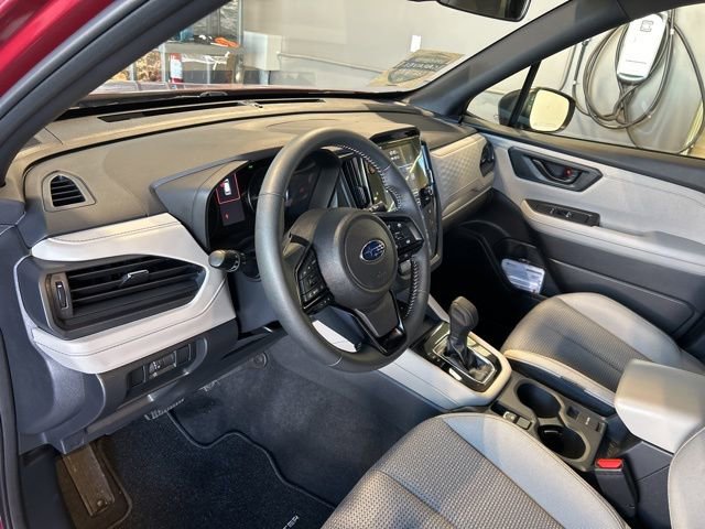 Used 2025 Subaru Forester Premium AWD/4WD image 2