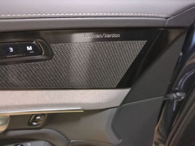 New 2026 Volvo XC90 T8 Ultra w/ Protection Package image 25