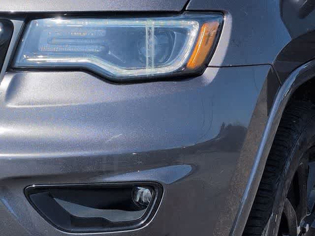 Used 2020 Jeep Grand Cherokee Altitude AWD/4WD image 11