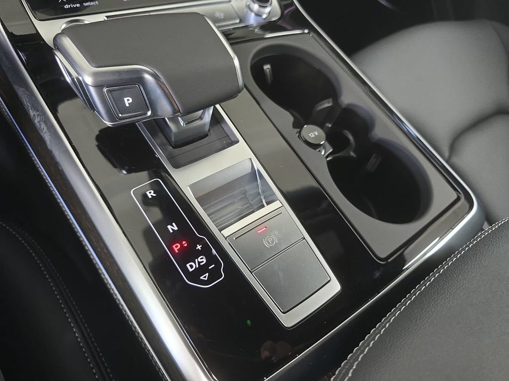 New 2026 Audi Q7 Premium Plus AWD/4WD image 12