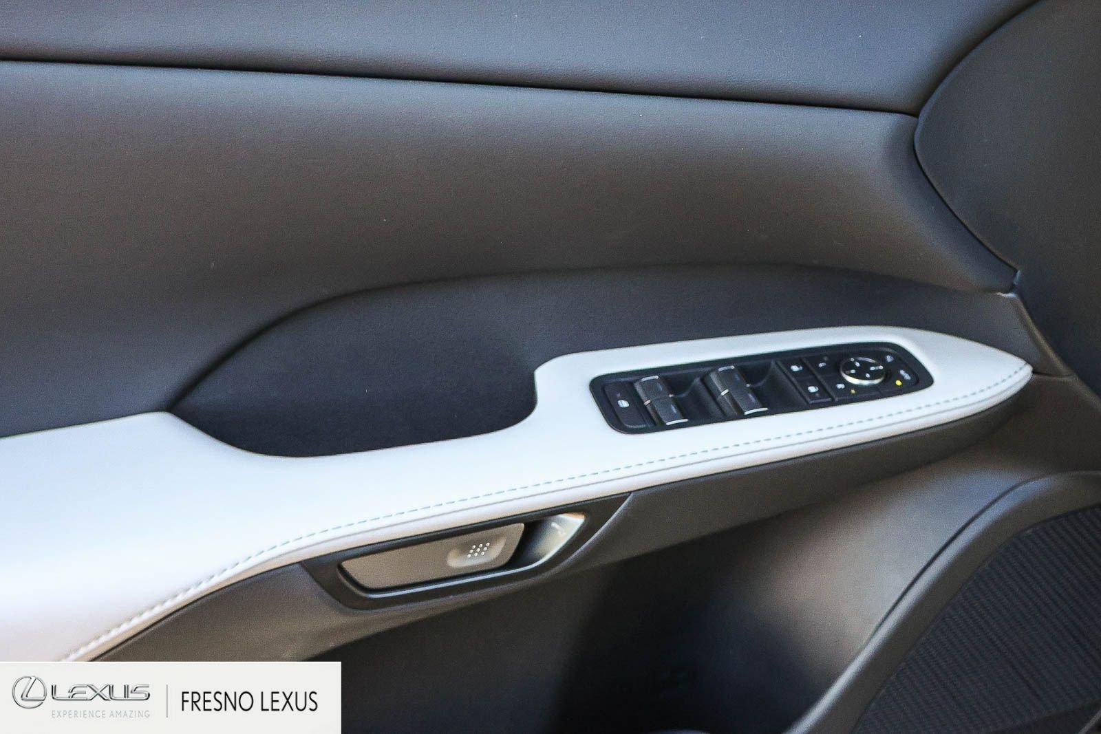 New 2026 Lexus RX 350 FWD image 23