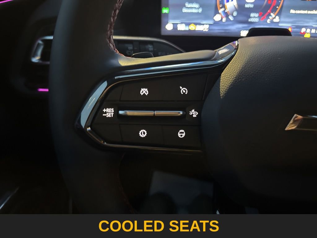 Used 2025 Chevrolet Traverse RS w/ LPO, Floor Liner Package image 16