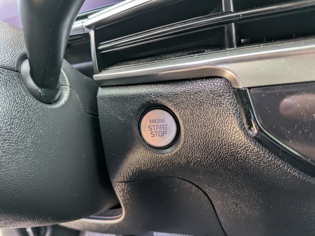 Certified 2025 Kia Sorento EX w/ Panoramic Sunroof Package FWD image 30