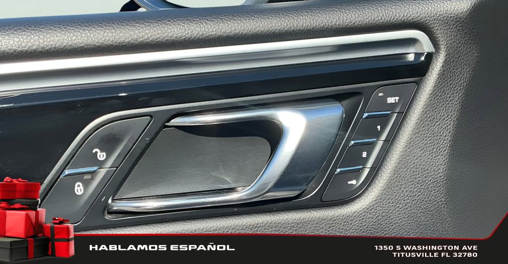 Used 2018 Porsche Macan Sport Edition image 32