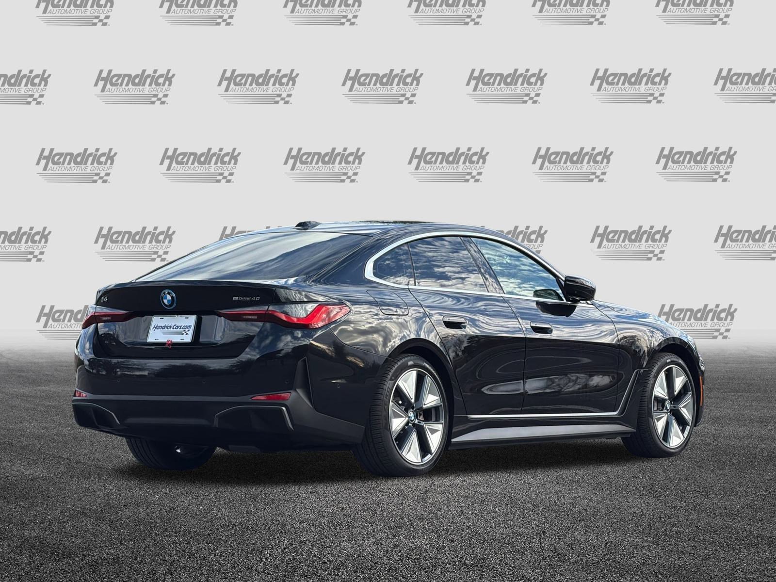 Used 2025 BMW i4 eDrive40 w/ Premium Package image 5
