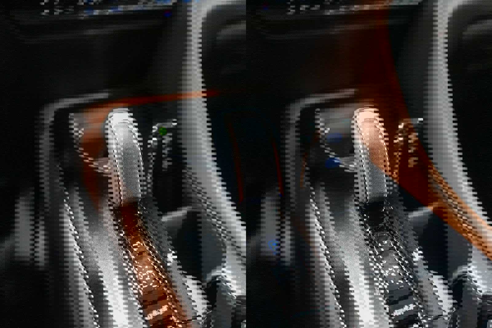 New 2025 Toyota Crown Signia image 18