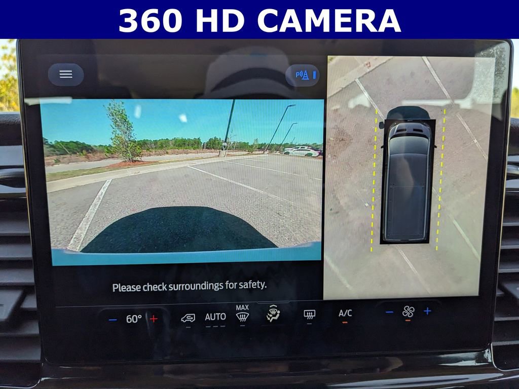 Used 2023 Ford Transit 350 XLT image 3