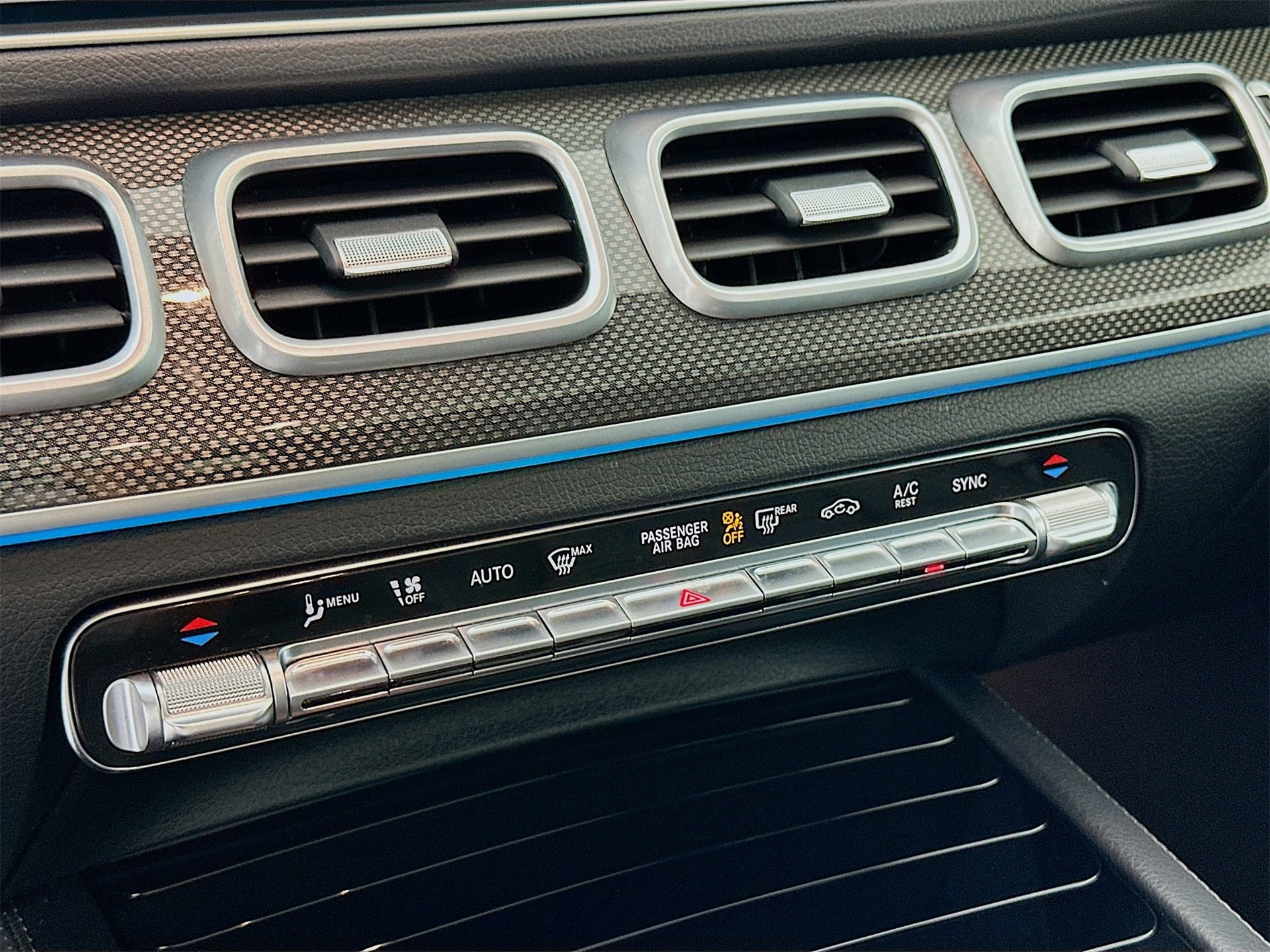 Used 2022 Mercedes-Benz GLE 350 4MATIC image 17