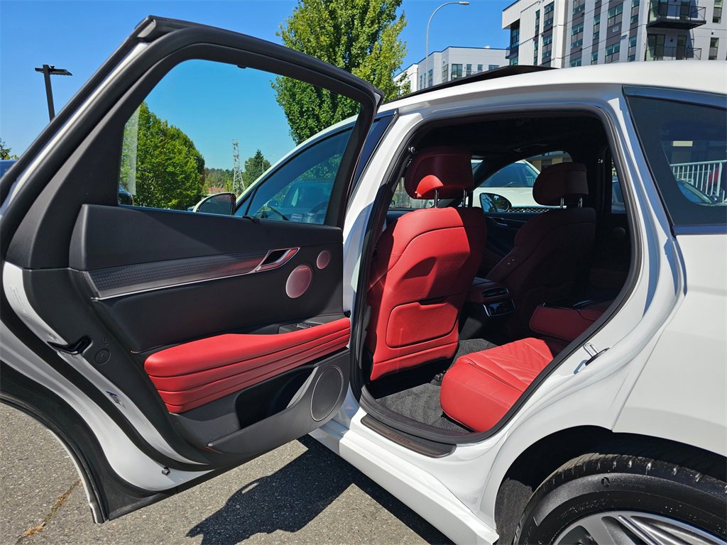 Used 2025 Genesis G80 3.5T Sport image 18