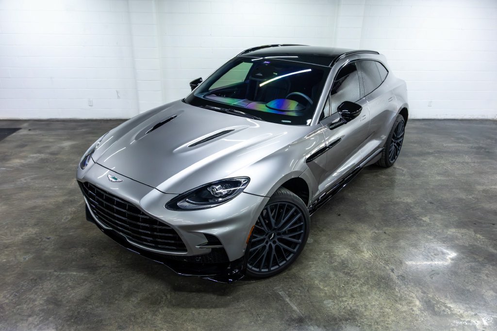 Used 2026 Aston Martin DBX 707 AWD/4WD image 22