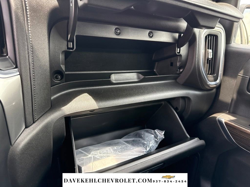Used 2021 Chevrolet Silverado 1500 LT AWD/4WD image 24