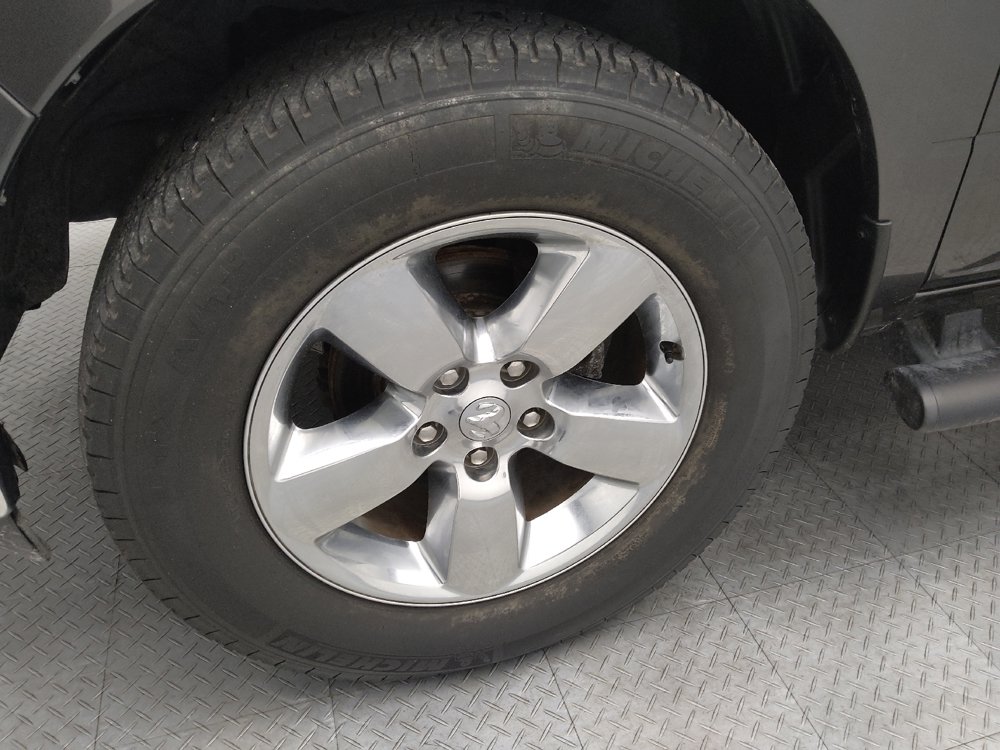 Used 2019 RAM 1500 Tradesman w/ Tradesman SXT Package RWD image 31