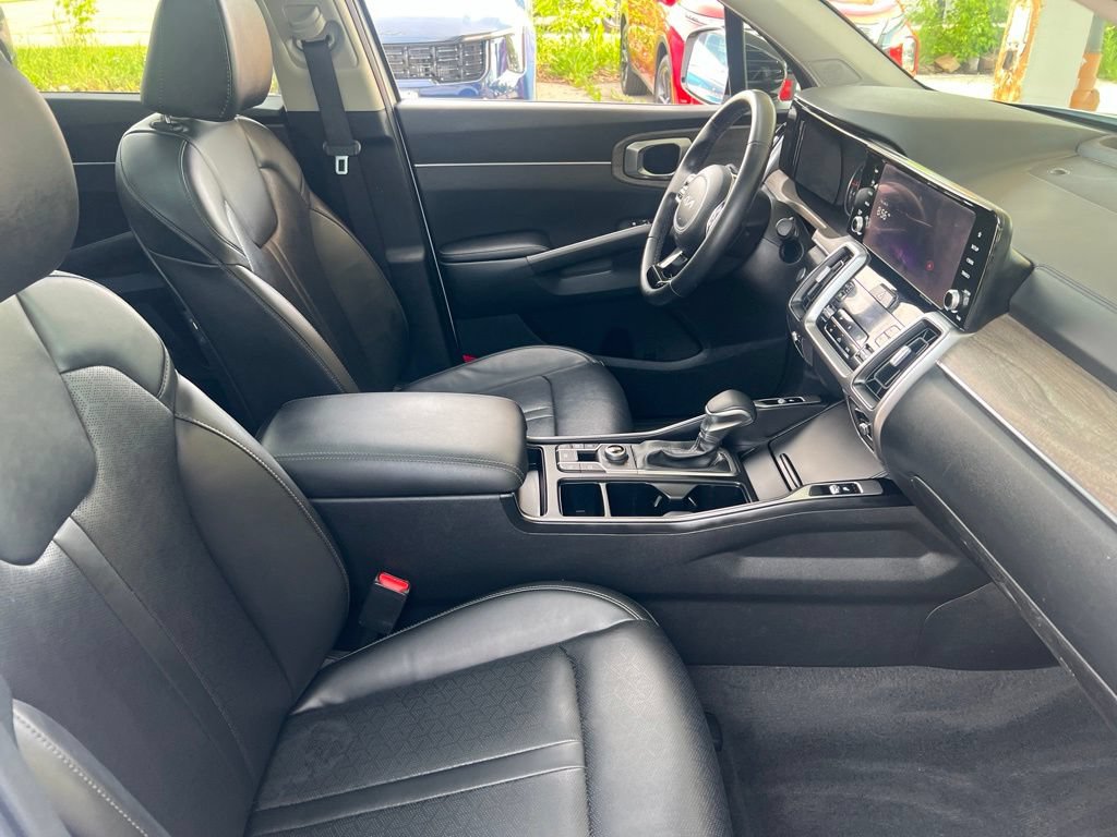 Certified 2023 Kia Sorento X-Line EX AWD/4WD image 21