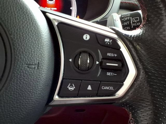 Used 2023 Acura MDX A-Spec AWD/4WD image 17