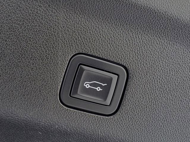 Certified 2024 GMC Yukon SLT image 33