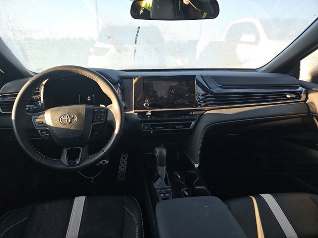 Used 2026 Toyota Camry SE FWD image 13