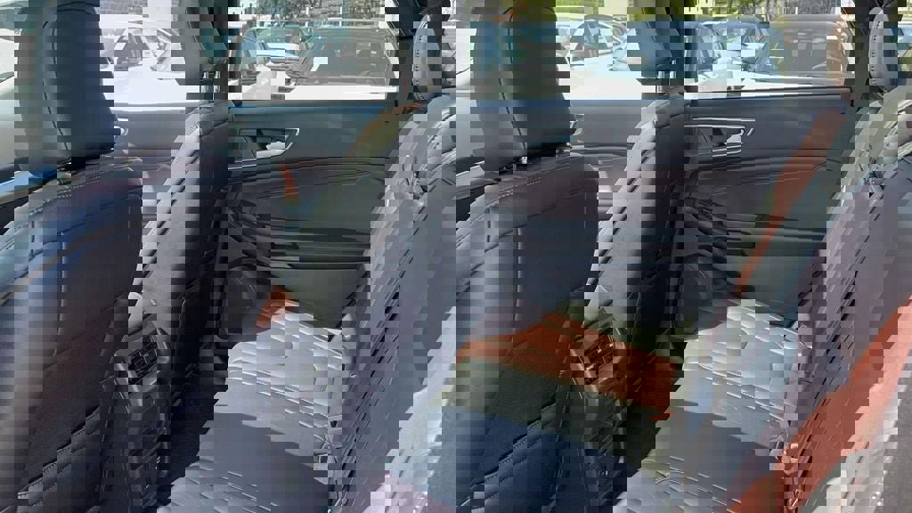 Used 2022 Ford Edge Titanium w/ Equipment Group 301A image 37